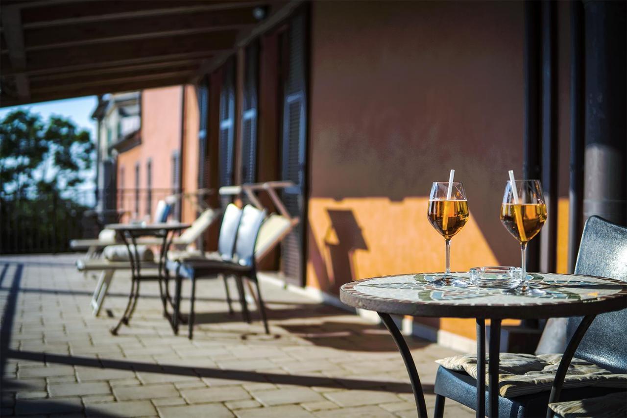 Hotel La Palomba Mondavio Екстер'єр фото