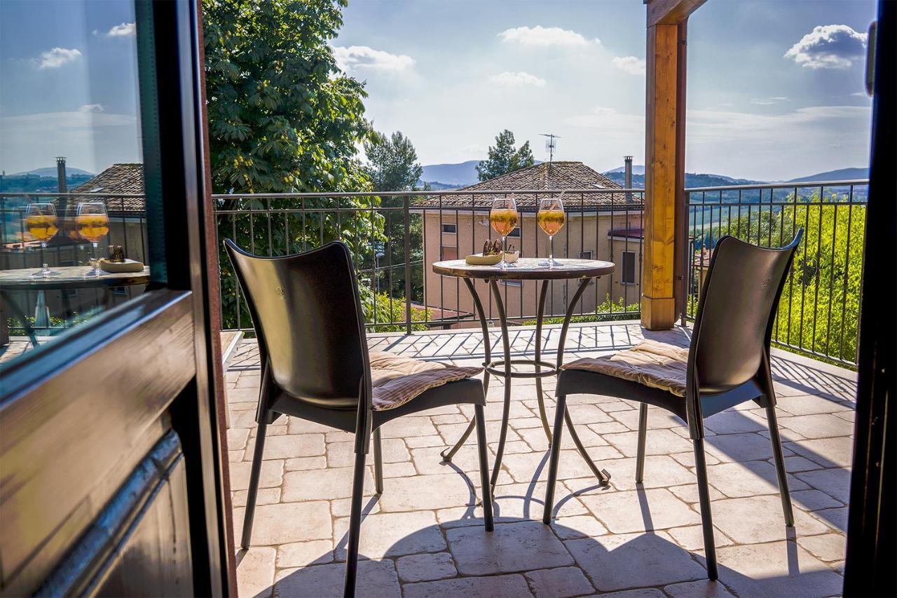 Hotel La Palomba Mondavio Екстер'єр фото